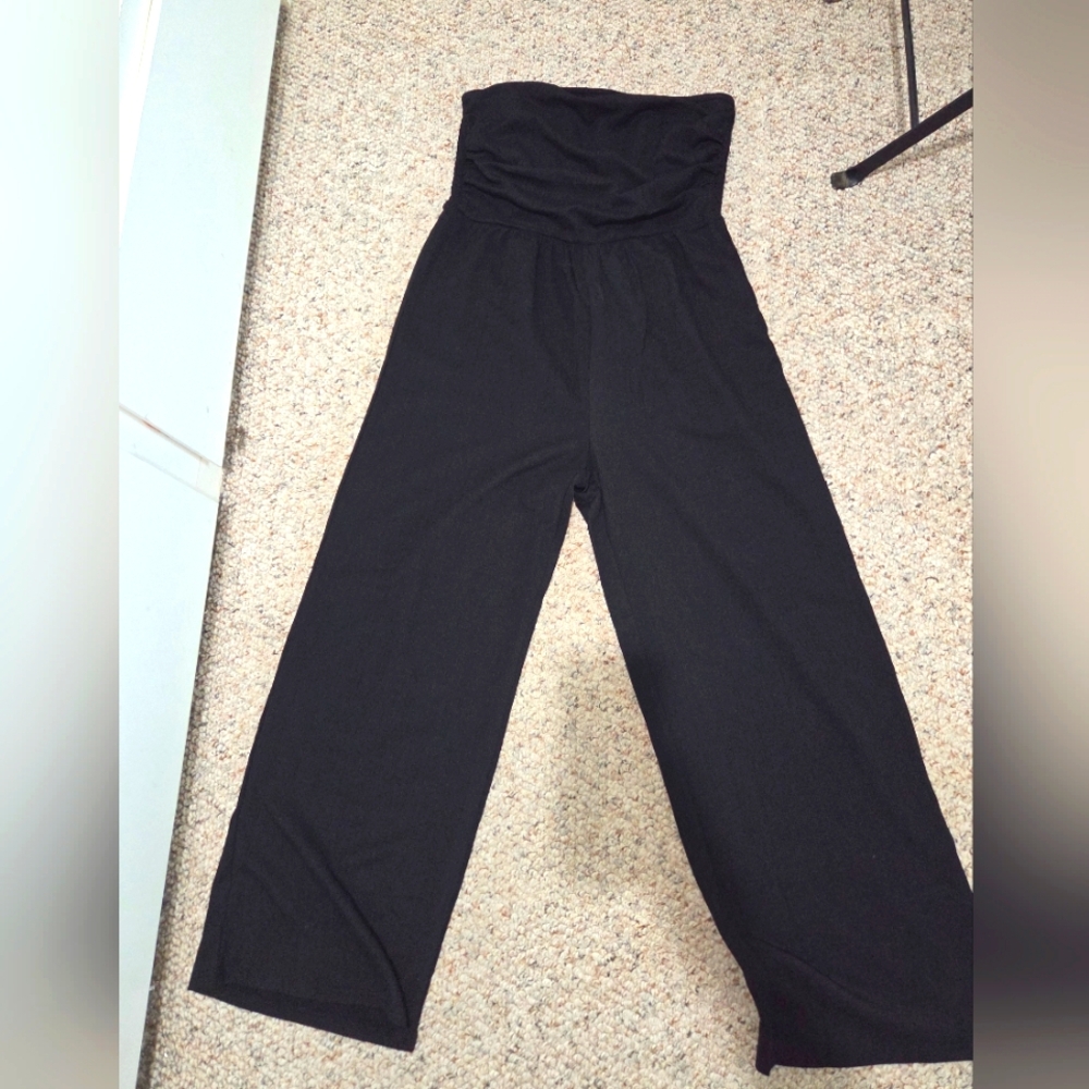 Elegant Black Women's Strapless Crepe Jumpsuit Size L